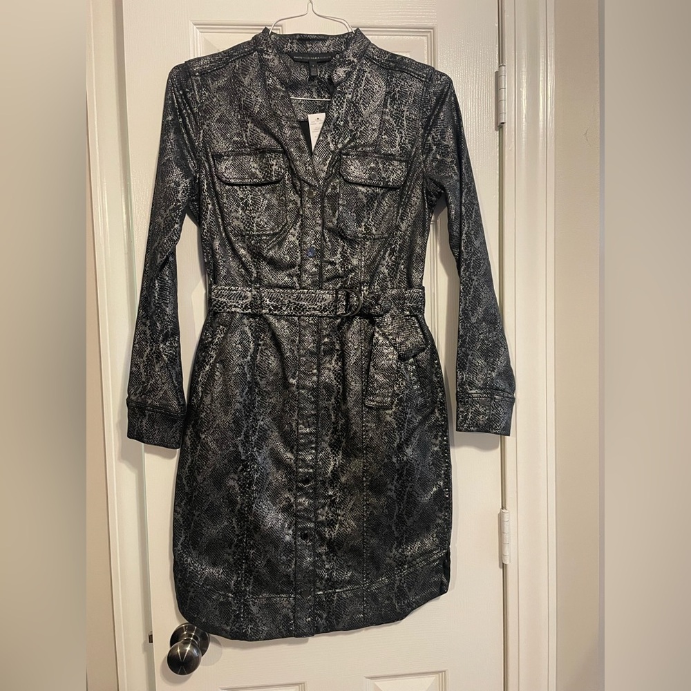 WHBM foil printed dress. Size 4